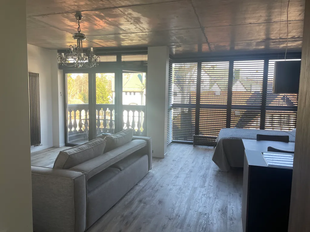 Великолепная квартира-студия в центре Светлогорска в 10 мин. до моря