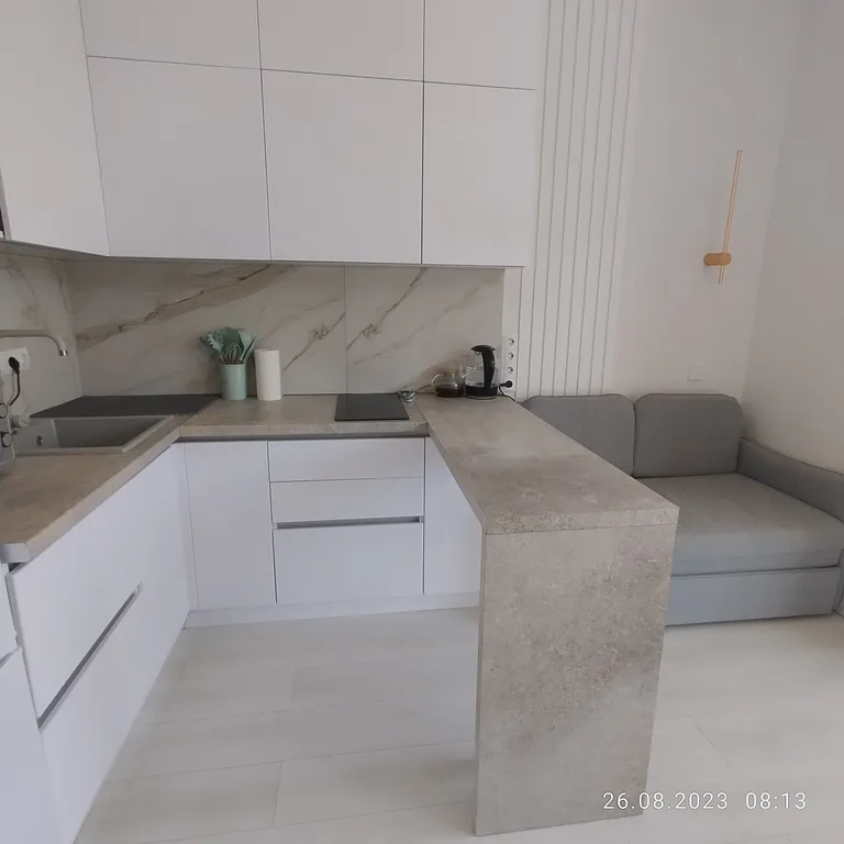 Уютная квартира на побережье с видом на горы