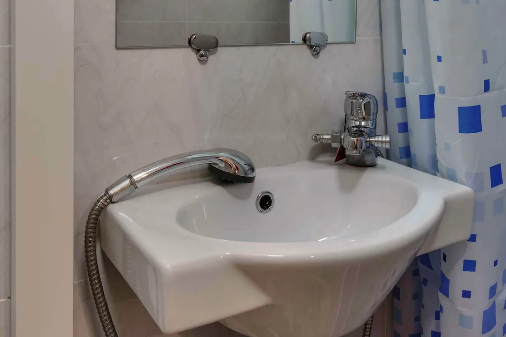 Отличный бюджетный вариант студии на Розыбакиева