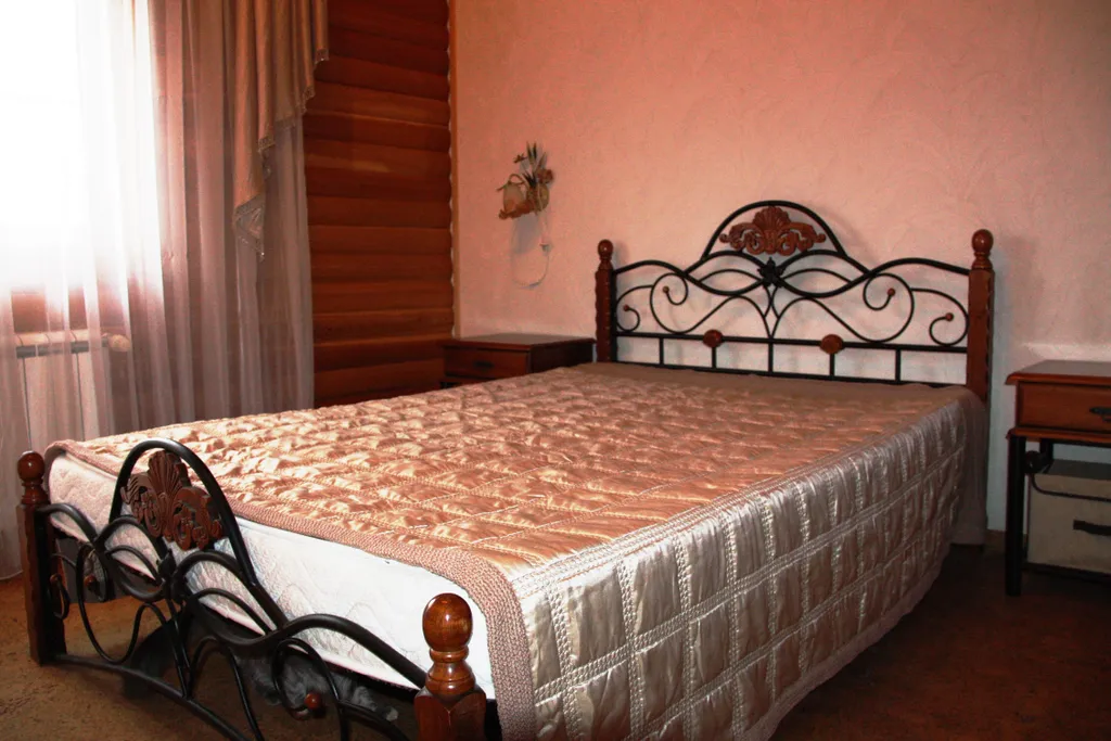 Уютный дом с печью возле реки