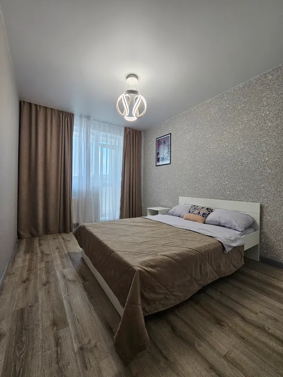 Квартира Апартаменты в ЖК Аквамарин с красивым видом из окна — аренда посуточно в Ульяновск