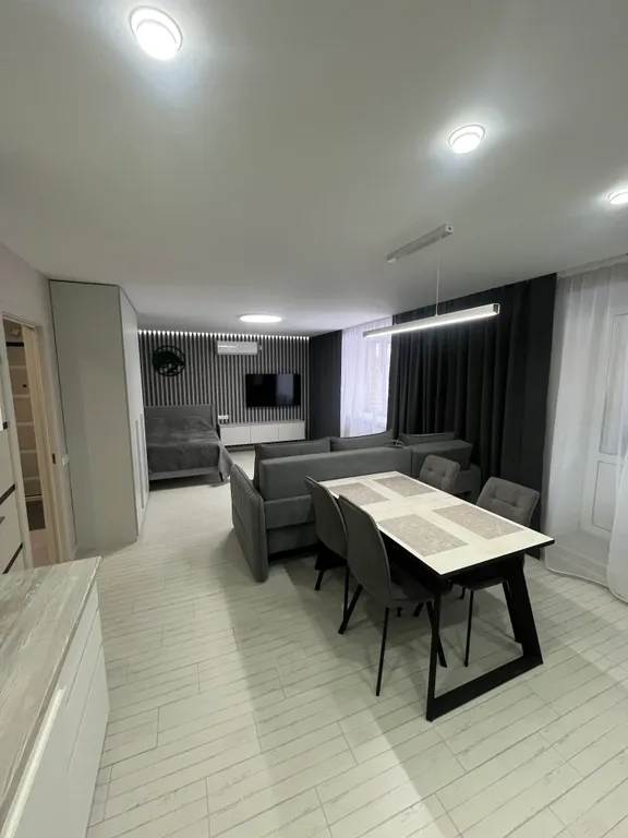 Евро двушка рядом с Монастырём