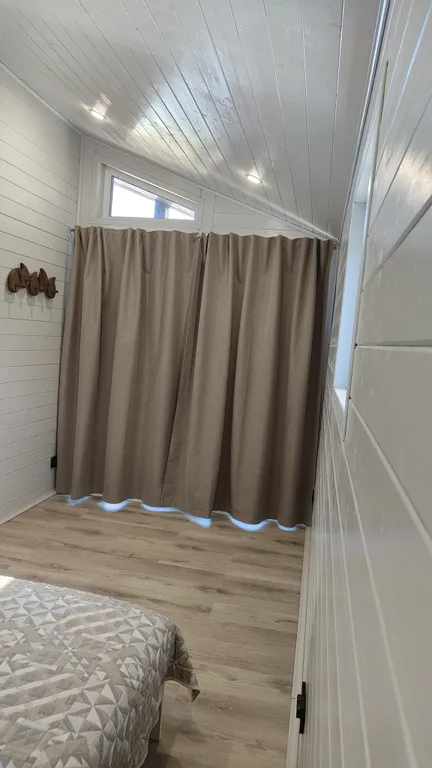 Уютный домик на Волге в стиле барнхаус