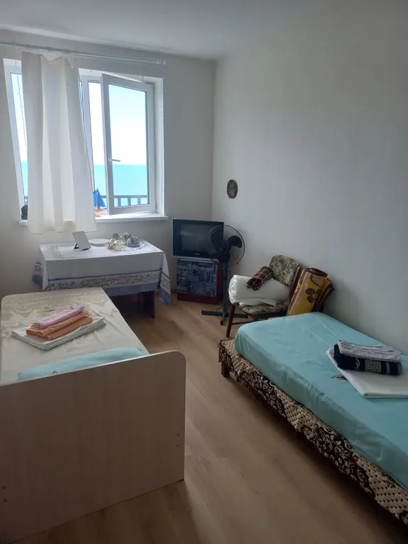 Комната под ключ с видом на море в новостройке без балкона
