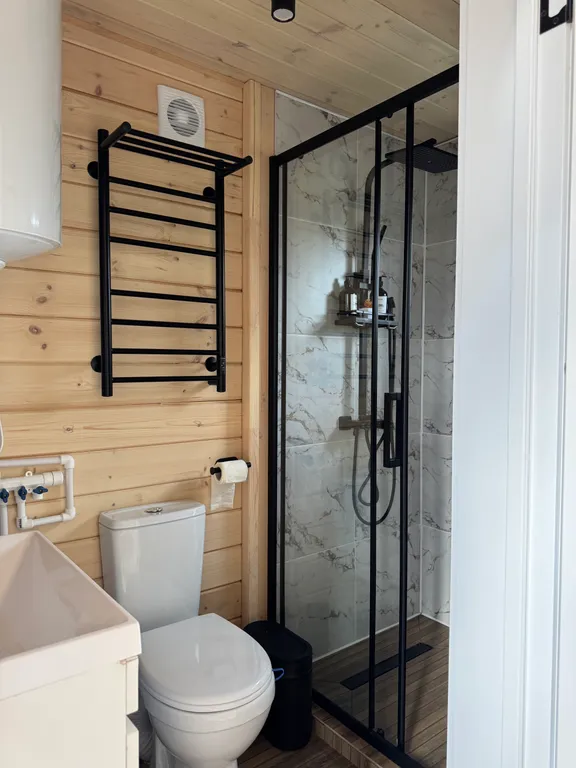 Дом с баней и чаном