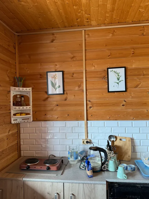 Уютный дом с пятью спальнями на берегу водохранилища