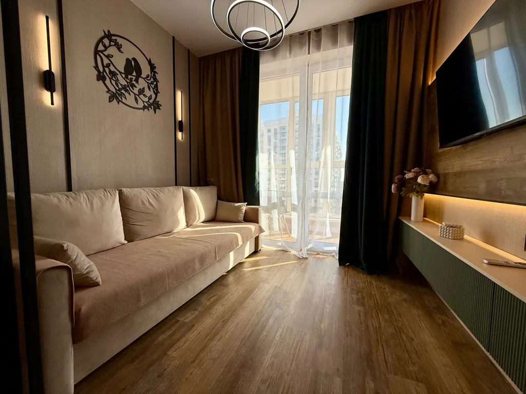 Новая квартира с потрясающим видом из окна на город