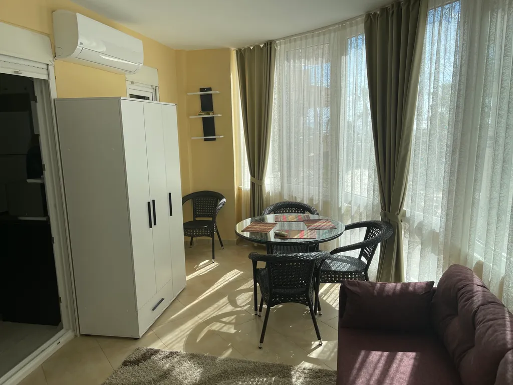 Квартира на первой линии моря