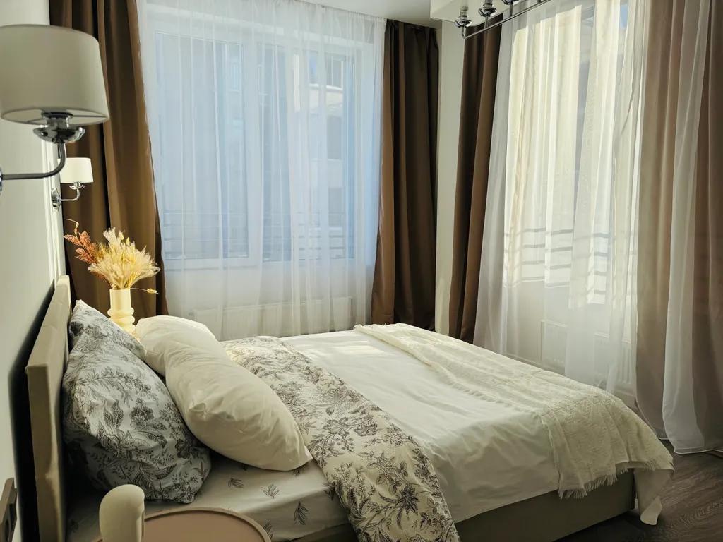 Квартира на набережной