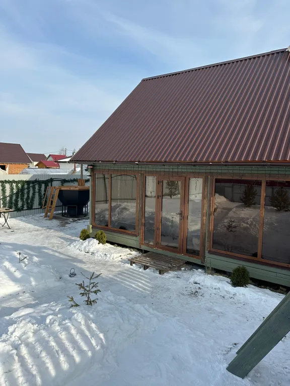 Дом-баня с бассейном и чаном