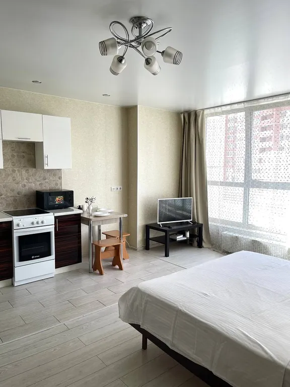 Просторная квартира на Панораме возле ЛДС