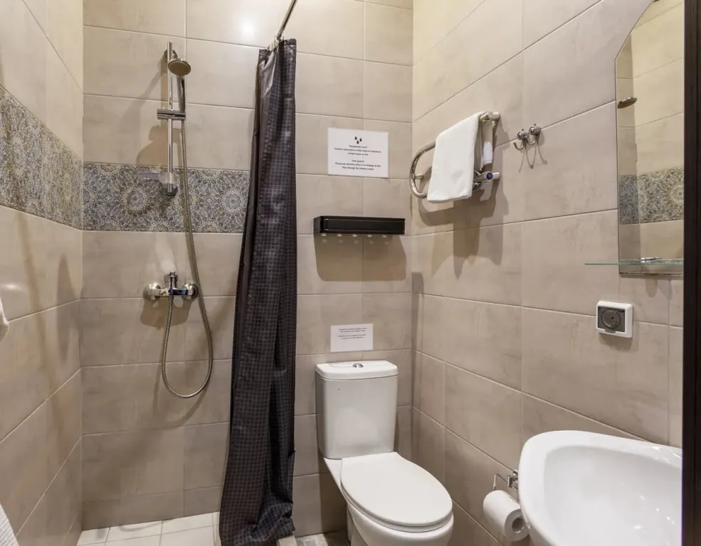 Квартира Комната с санузлом и видом во двор у Исаакиевского собора — Санкт-Петербург