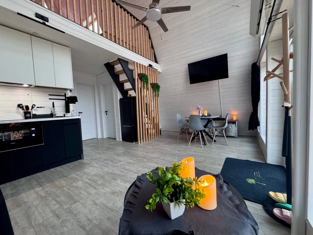 Дом афрейм с чаном