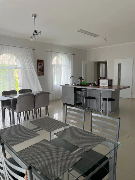 Просторные апартаменты у моря с видовой террасой