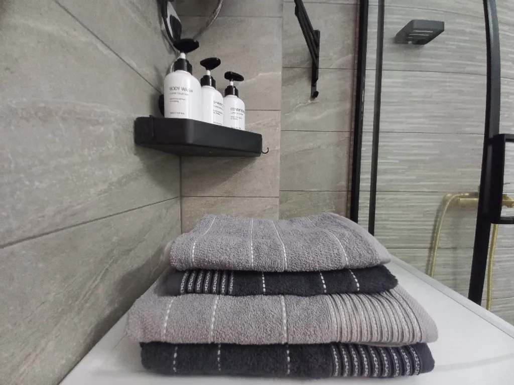 Просторная квартира с новым ремонтом для семьи в центре