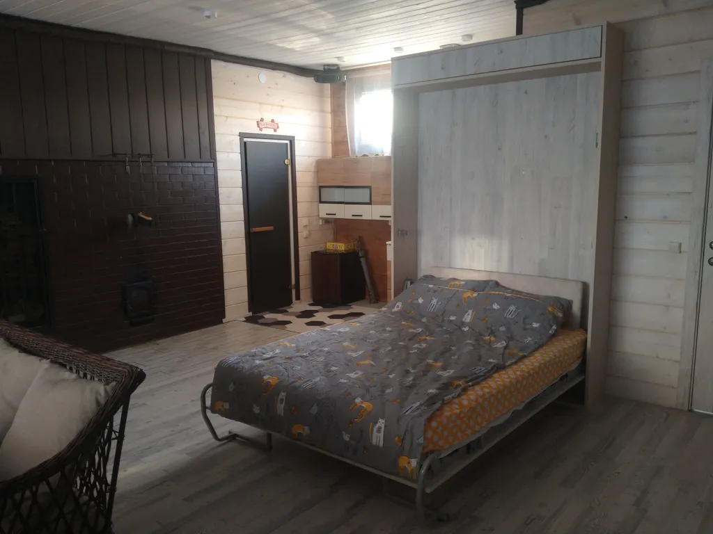 Домик с видом на лес