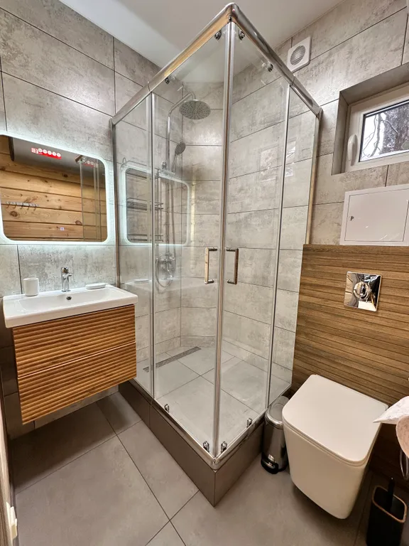 Новый круглогодичный 3-й коттедж на берегу Катуни