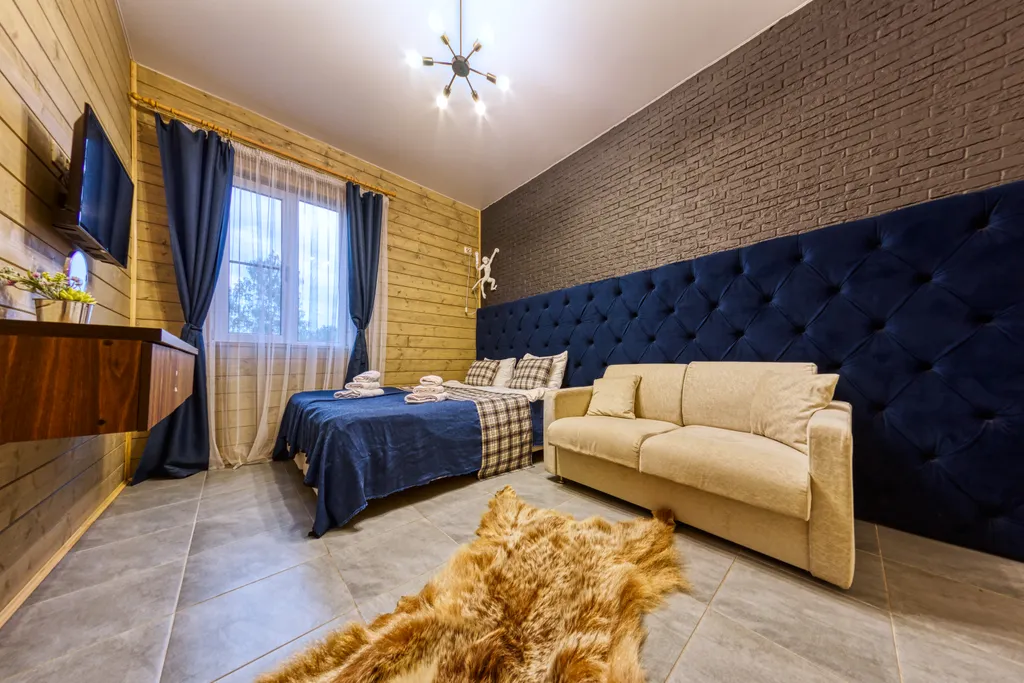 Уютное гостевое шале Shale de Family на берегу озера