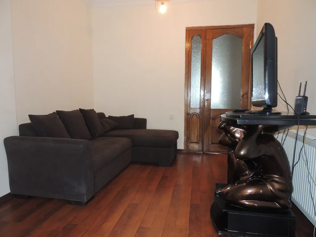 4-комнатная Квартира