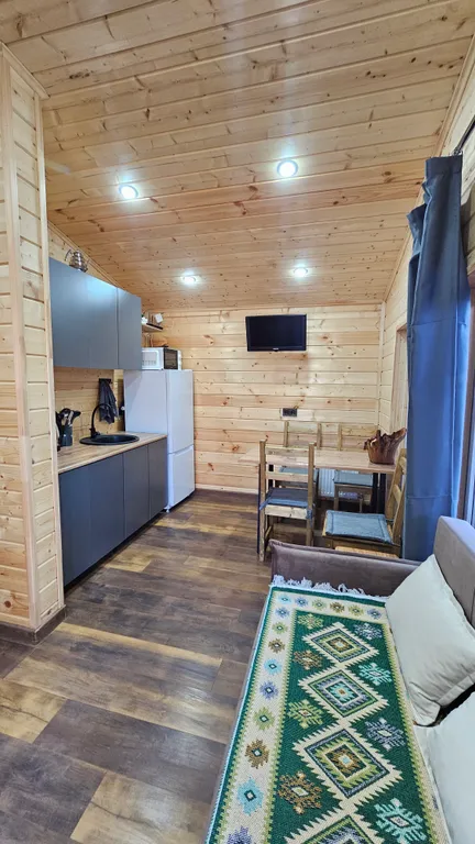 Дом с двумя спальнями и тёплым бассейном