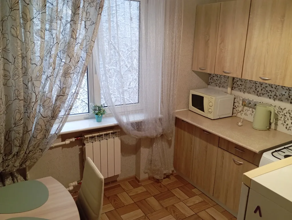 Квартира Уютная теплая однокомнатная квартира в центре города возле набережной озера — Калининград