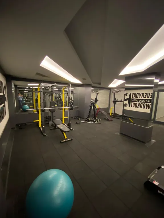 Отличные новые апартаменты 2+1 в центре Махмутлара в Алании