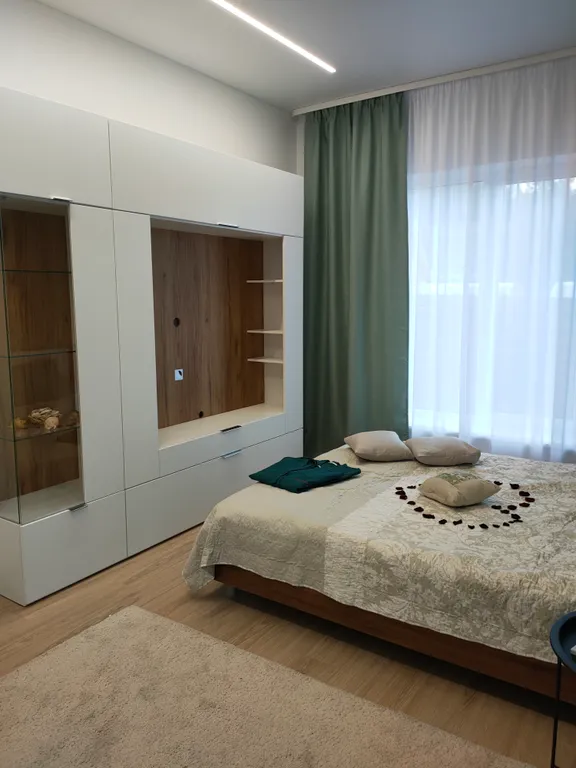 Новый дом в черте города Екатеринбурга