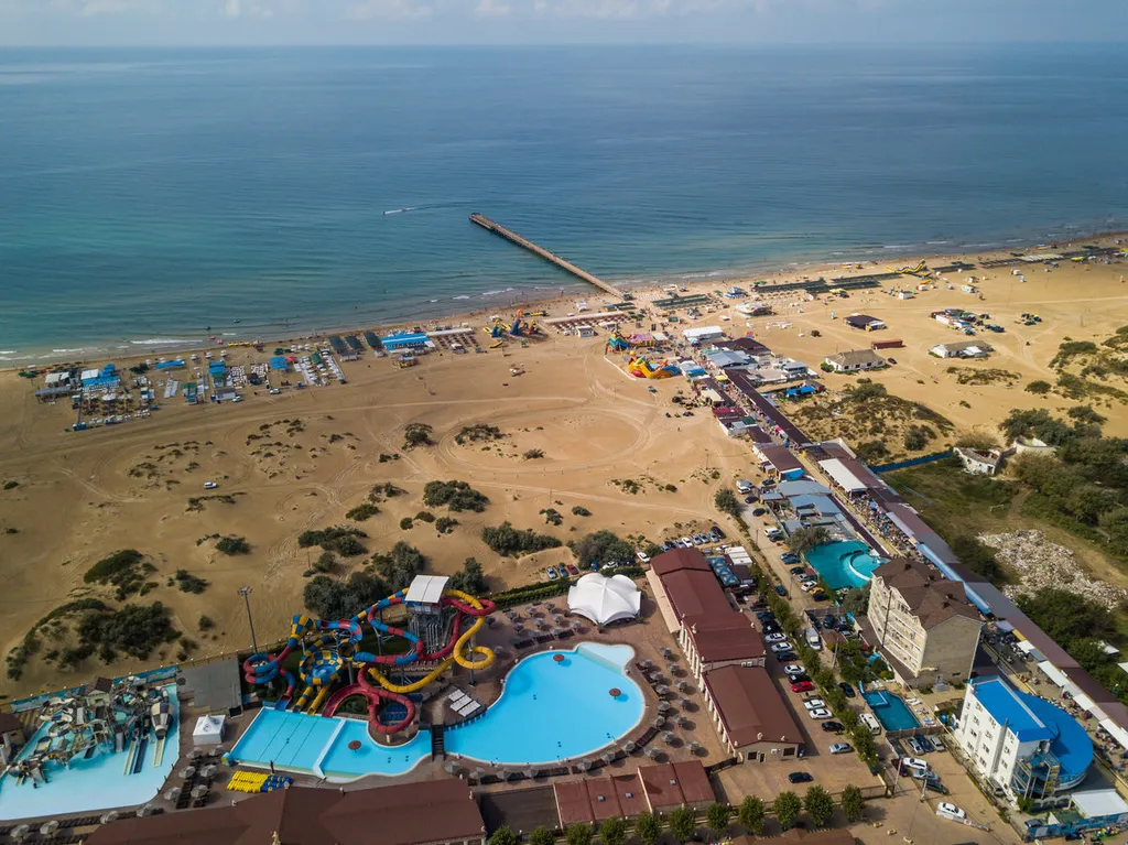 Номер люкс со своей террасой в замке у моря