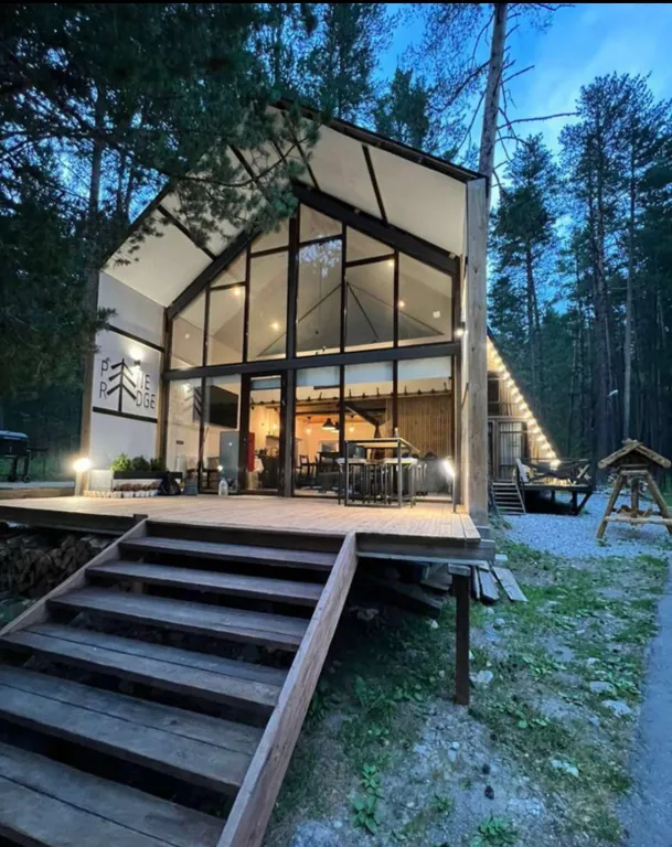 Коттедж Pine Ridge — аренда посуточно в Терскол