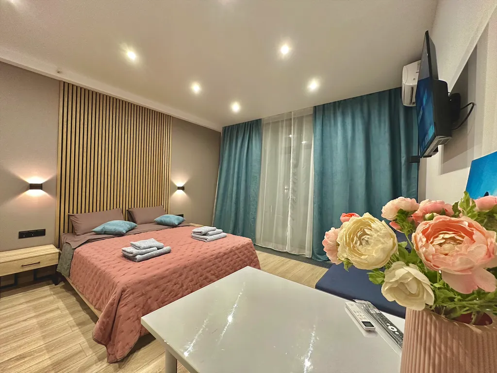 Дизайнерская студия Ls - coffee ice cream с видом на море 2 этаж