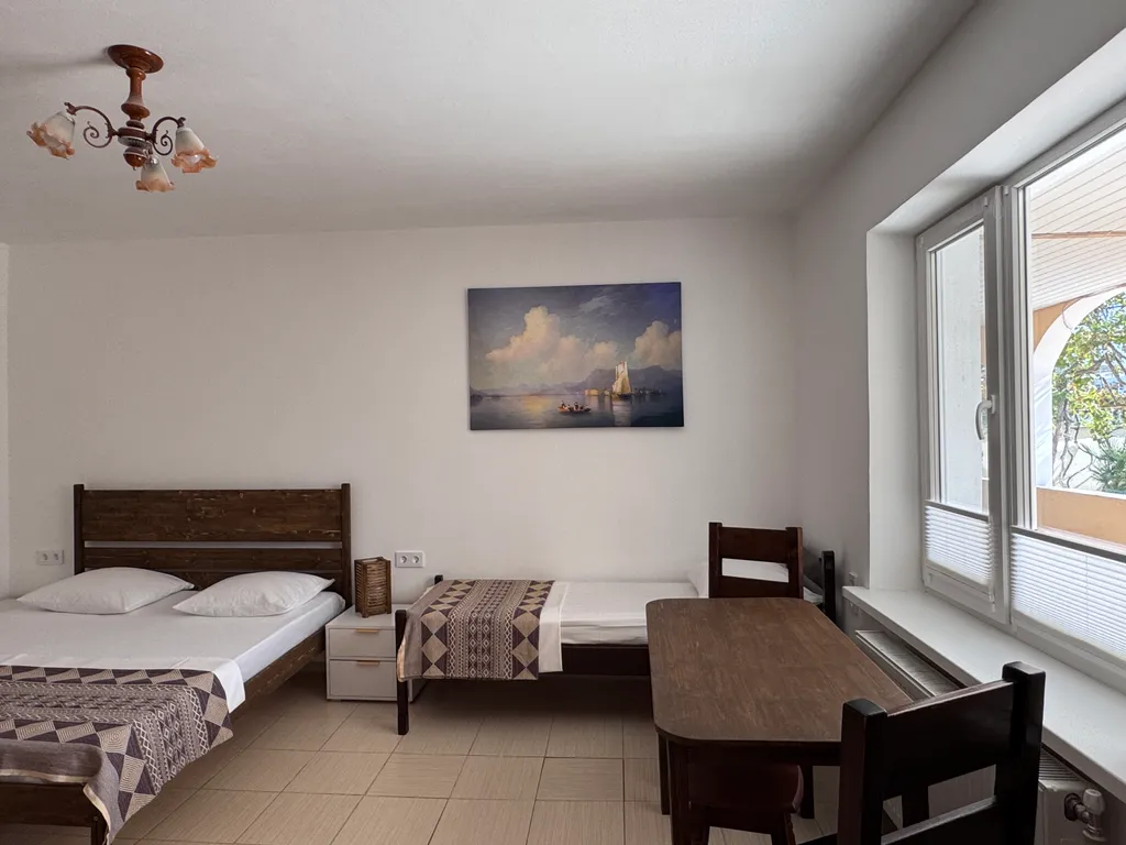 Студия с кухней у хореки, парковка, кондиционер