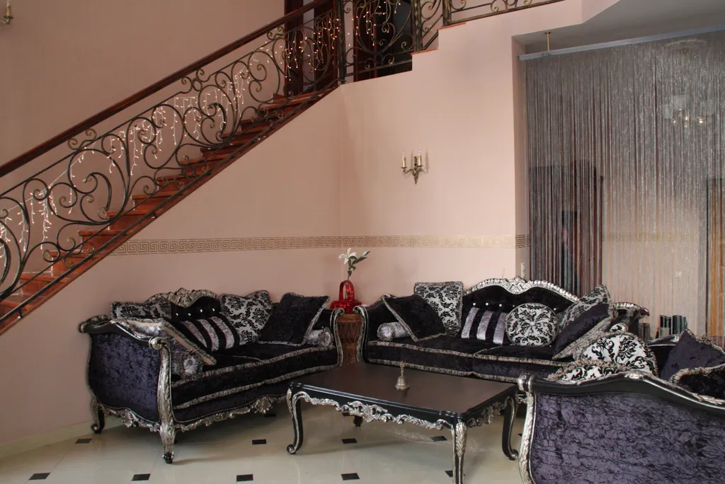 Коттедж с баней и джакузи рядом с горками