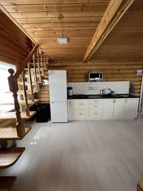 Семейный уютный гостeвoй дом на воде