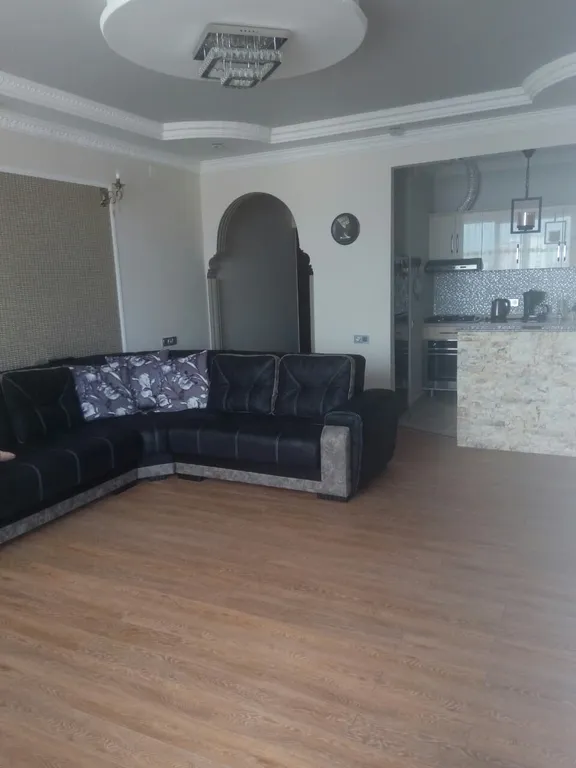 Квартира 3-комнатная Квартира — Батуми