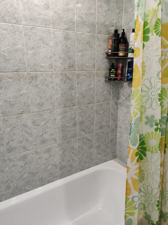 Квартира Большая и уютная квартира недалёко от центра с Кондиционером — Великий Новгород