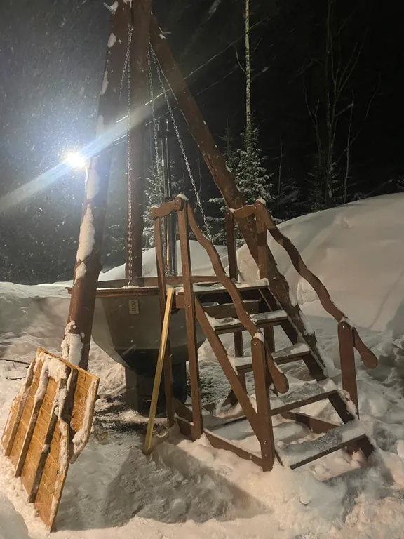 Дом в лесу, сибирский банный чан