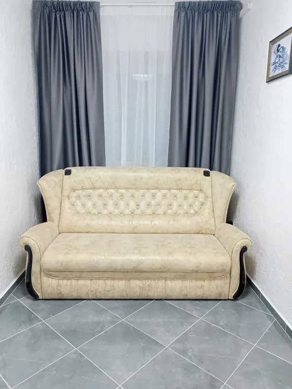 Двухкомнатная квартира возле моря