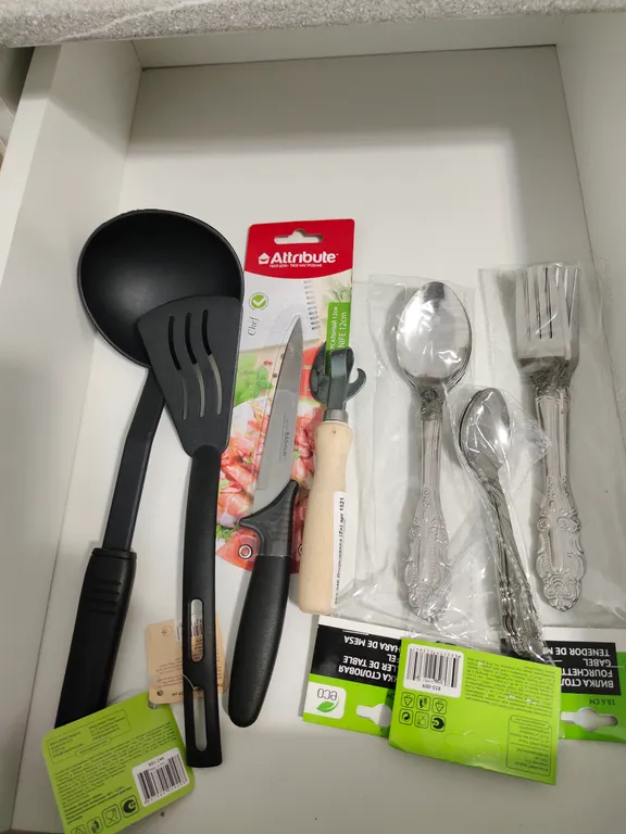 Уютная студия в новом доме с красивым видом из окна