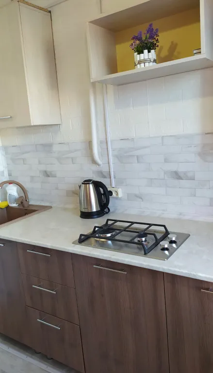 Квартира на площади