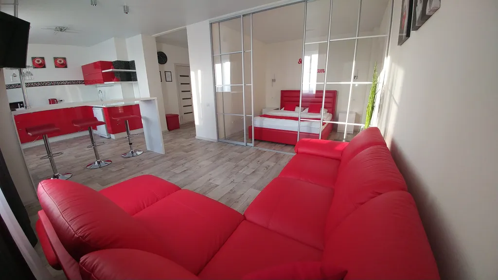 Квартира с дизайнерским ремонтом и красивым видом на город