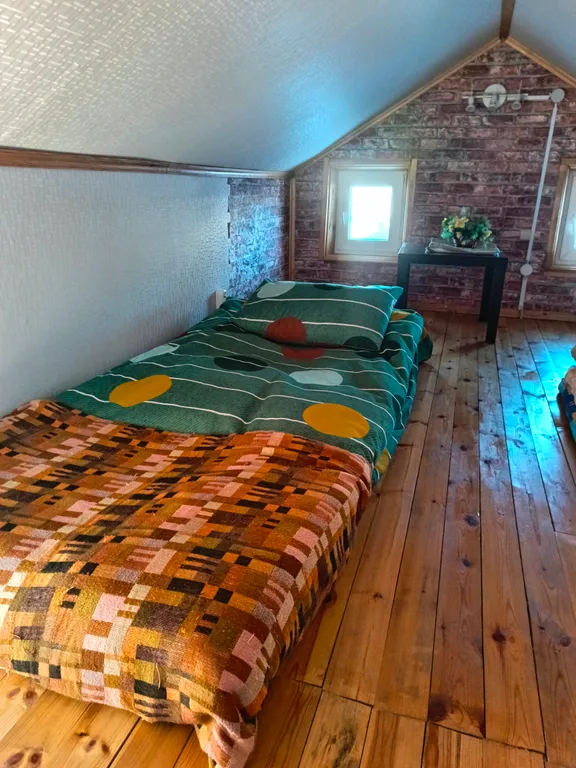 Коттедж Уютный домик на берегу озера Отрадное — Солнечное