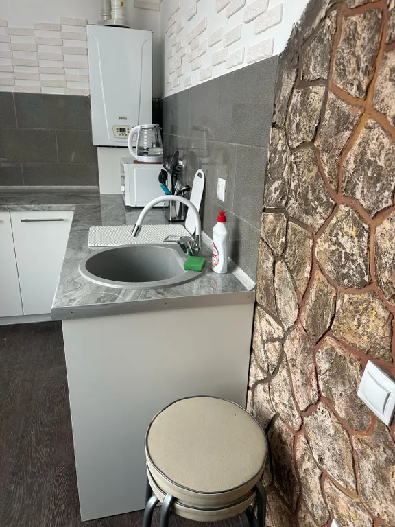 Квартира возле моря с балконом