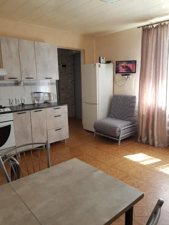 Уютный домик в тихом дворе