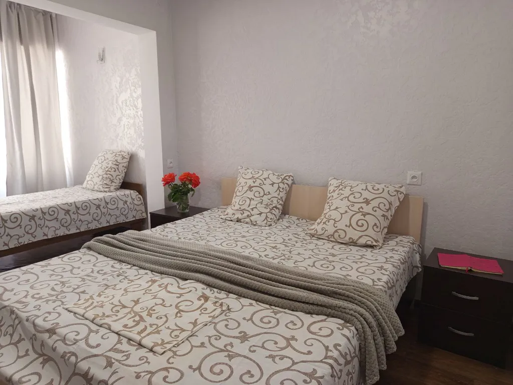 Номер двухкомнатный с мини кухней