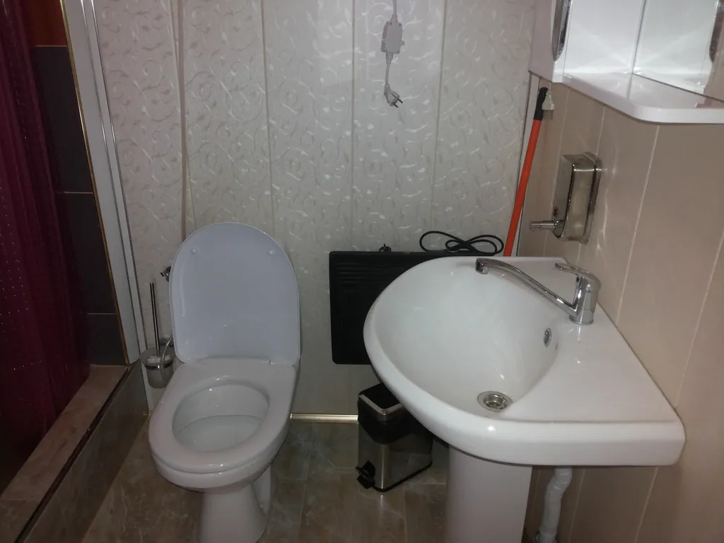 Дом на берегу озера Селигер