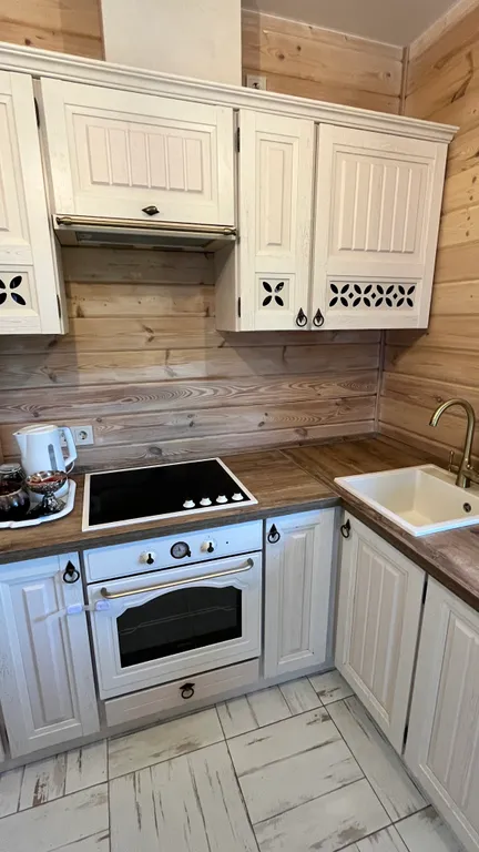 Уютная дача с видом на горы