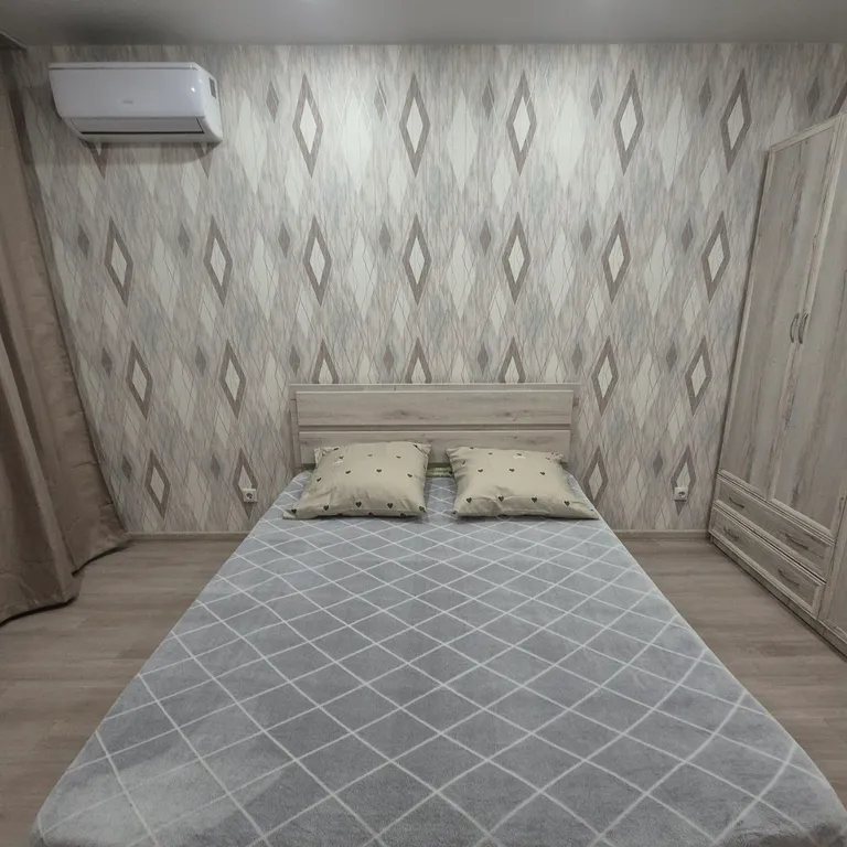 Евродвушка у аэропорта