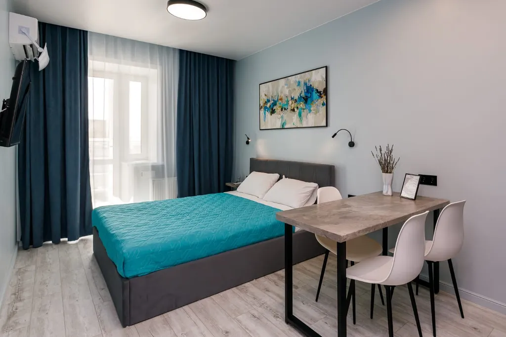 Студия в высотке близко к центру и аэропорту