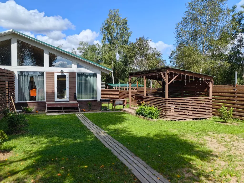 Часть дома с баней внутри