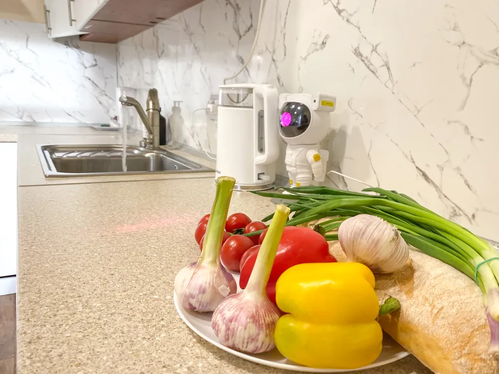 Квартира Квартира Счастье жить в центре Севастополя в космическом стиле с балконом — Севастополь